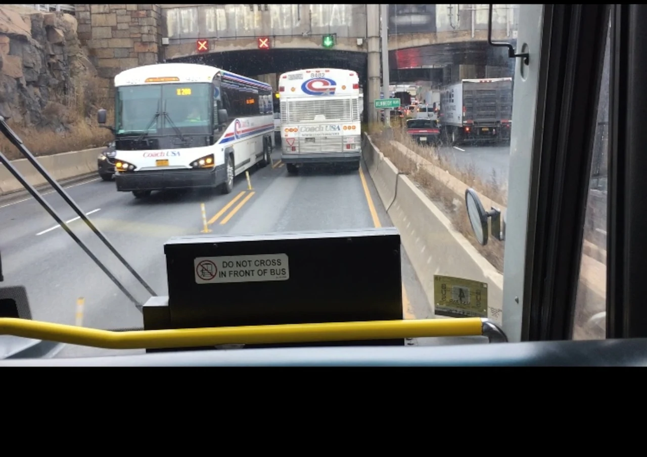Could hundreds more buses cram into the Lincoln Tunnel at rush hour? How AI might help.