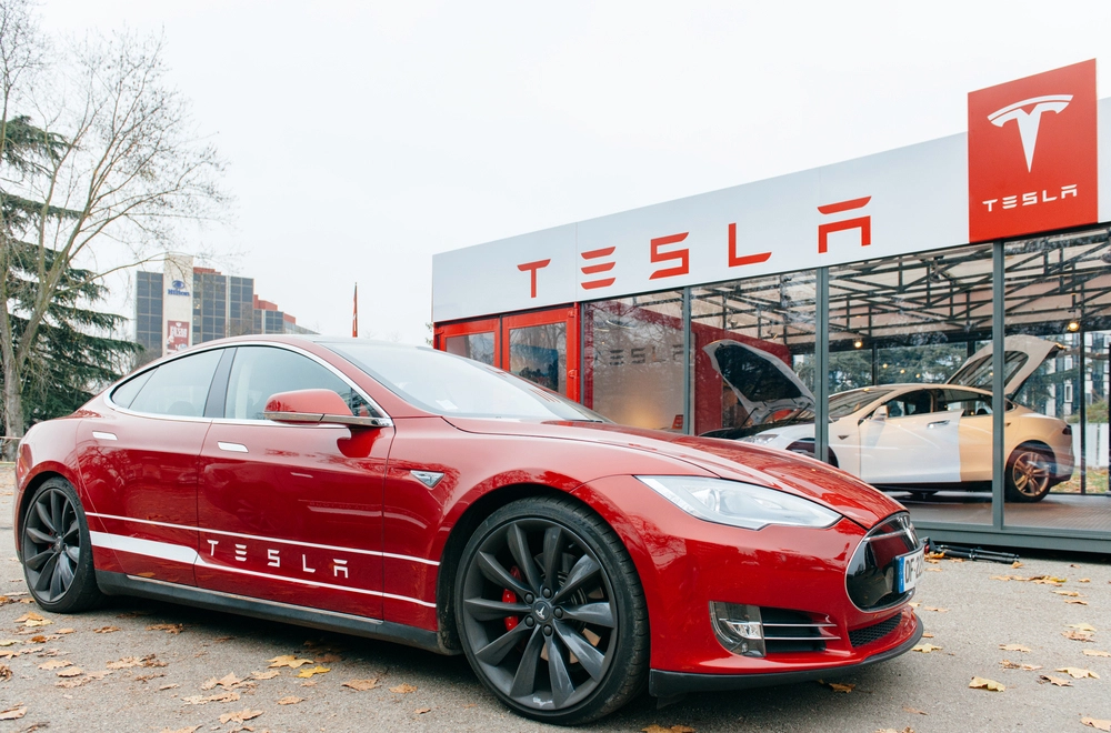 Tesla, Inc. (TSLA): Shaping the Future with AI-Powered Autonomous Vehicles