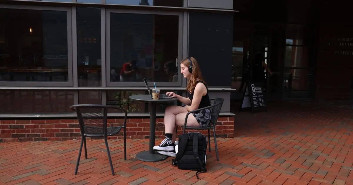 UC Revamps Policies to Address AI's Growing Position in Education